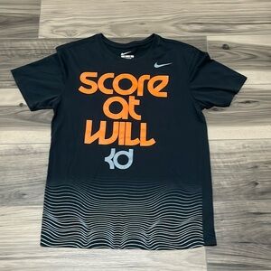 Nike T-shirt for kids, size: medium